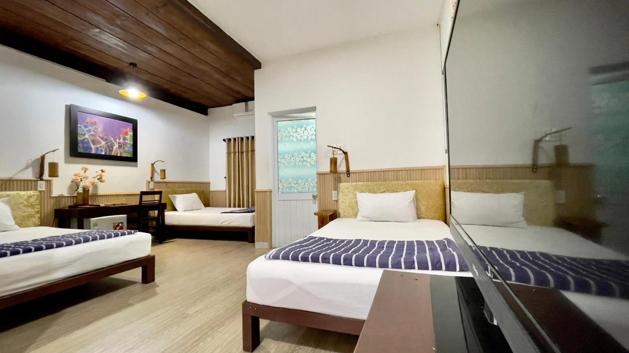 Homestay Minh Tu Hue Exteriör bild