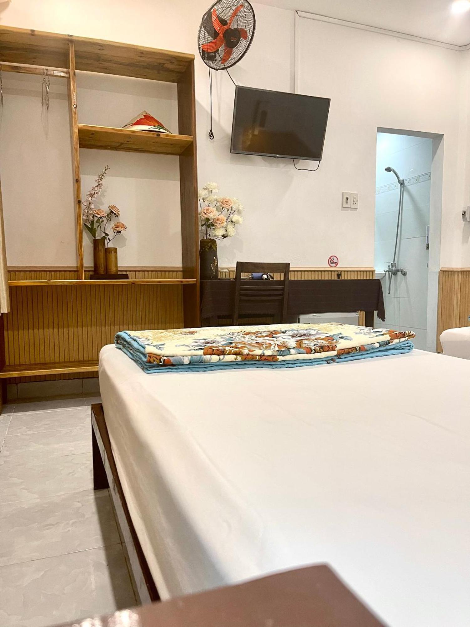 Homestay Minh Tu Hue Exteriör bild